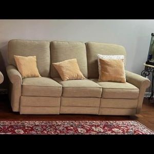 Three seat recliner sofa